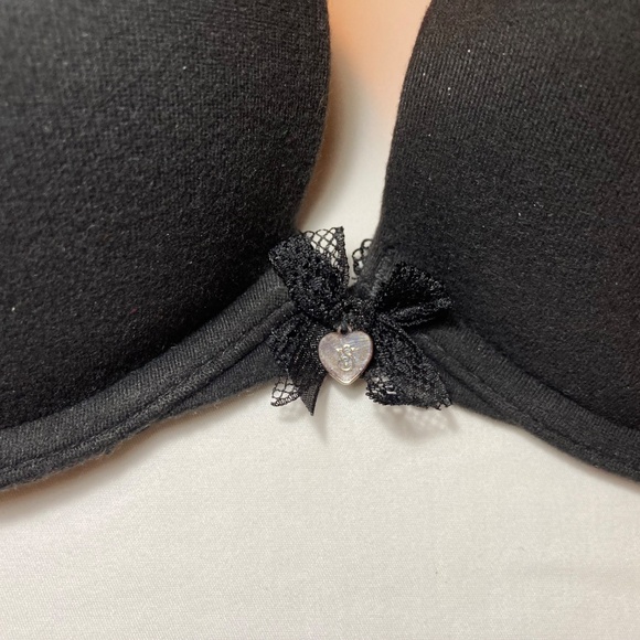 Victoria’s Secret push-up bras - Picture 3 of 6